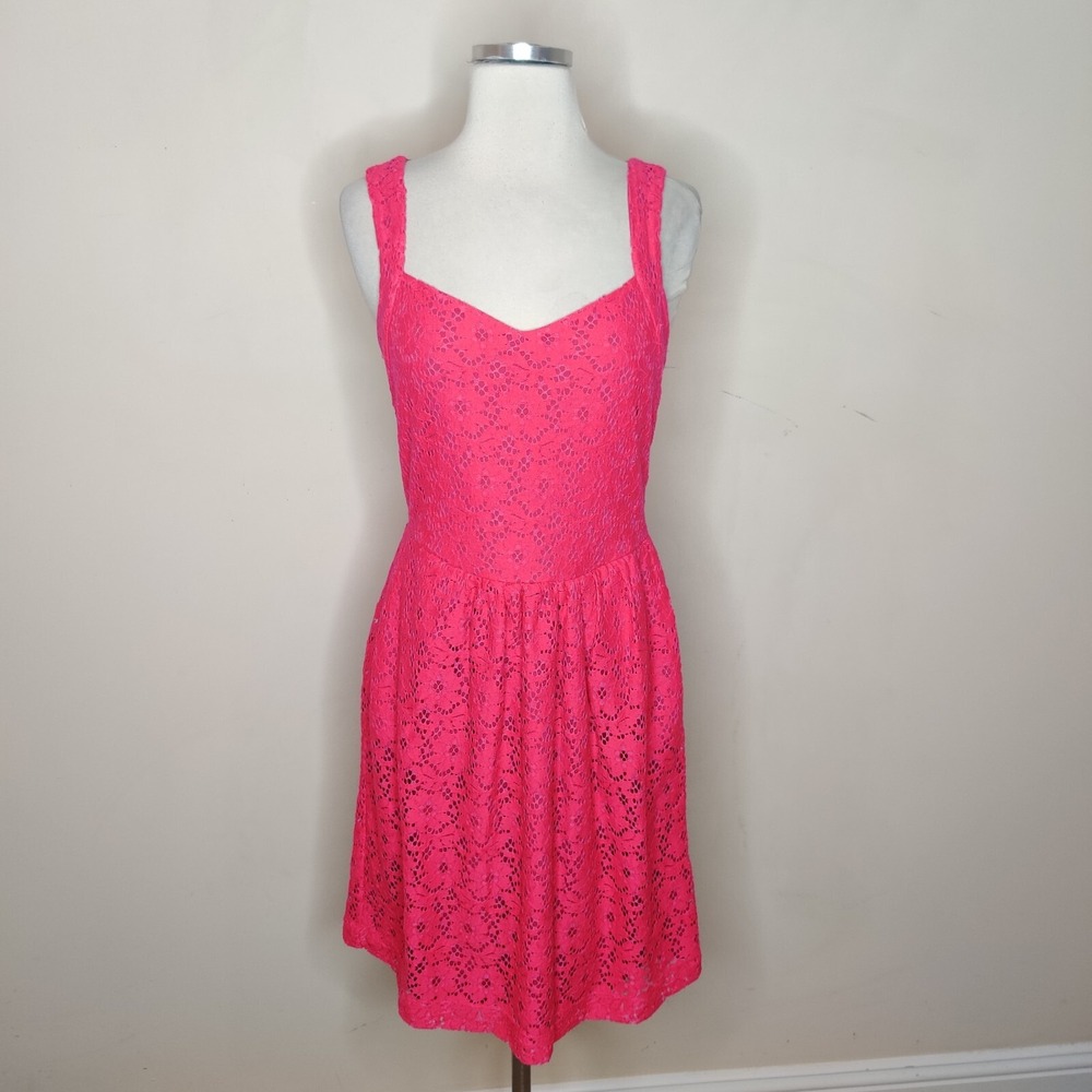 Deletta Pink Floral Lace Dress ‎ Open Back Sweetheart